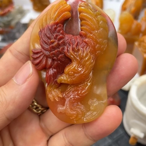 【闪购商品】石英质玉（黄龙玉）未镶嵌颈饰