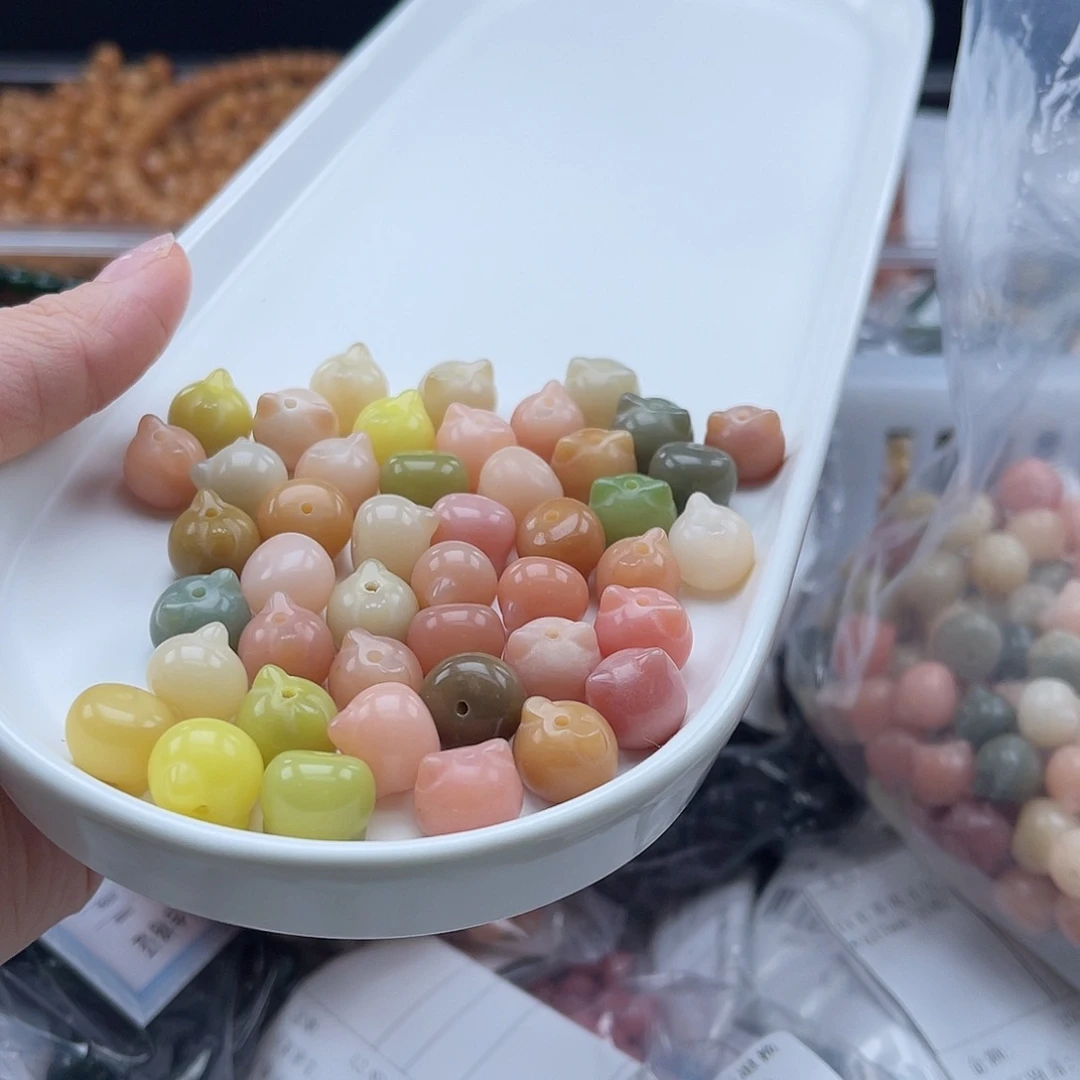 白玉菩提吊坠q12mm/20+5颗多宝猫头