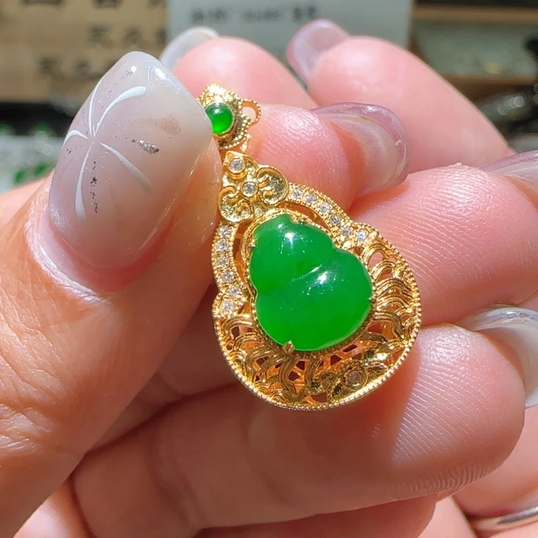 【闪购商品】翡翠颈饰18K金镶嵌天然