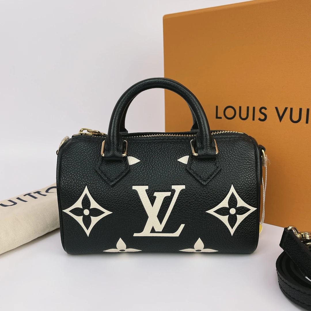 95新 LouisVuitton/路易威登 LV黑色老花芯片手提单肩包底17 M058