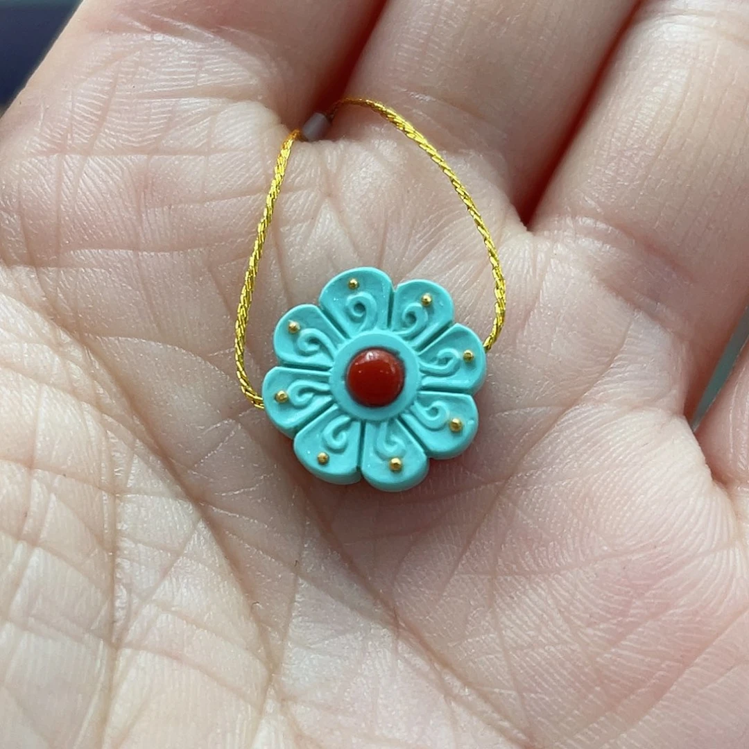 绿松石颈饰未镶嵌