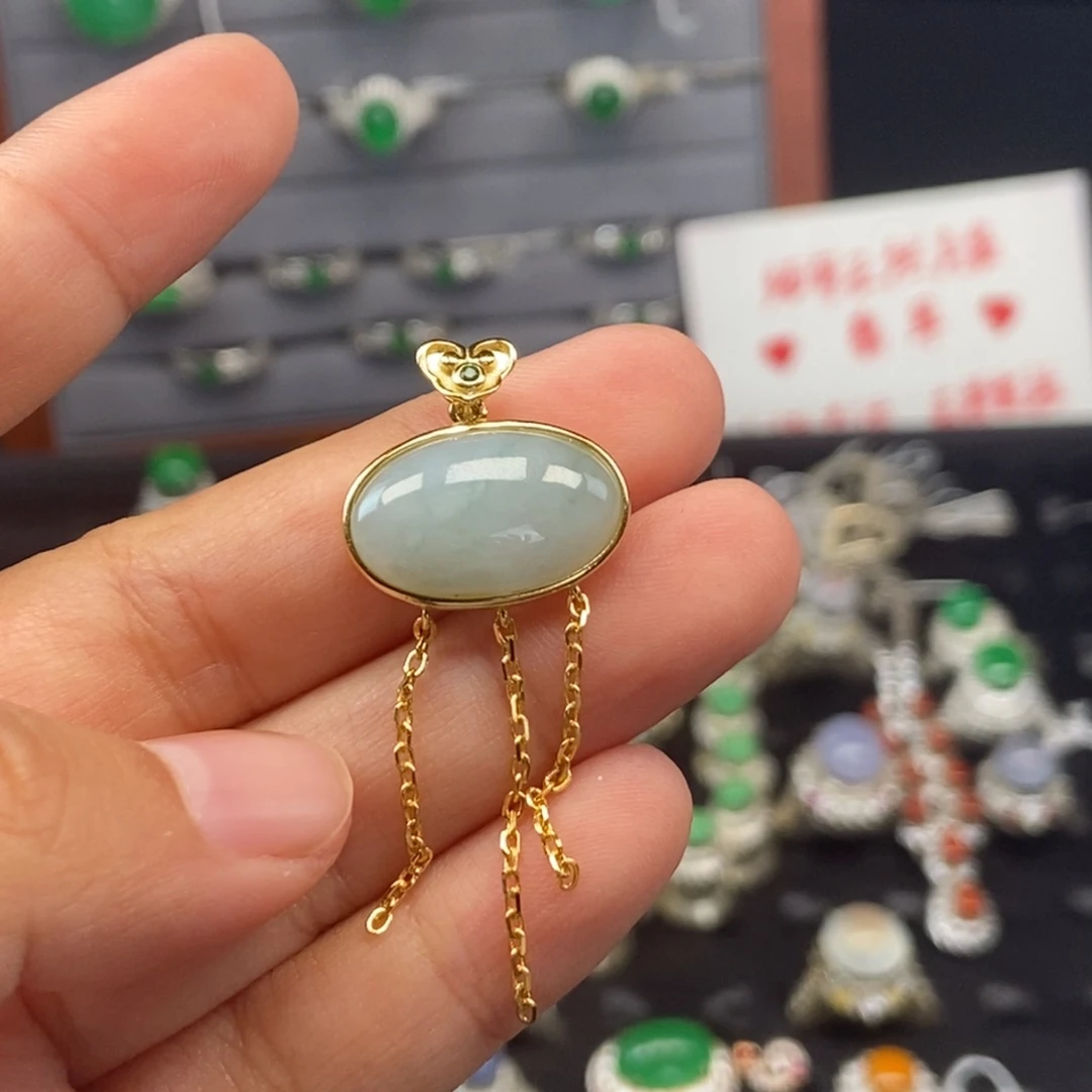 翡翠未镶嵌颈饰多样性发货