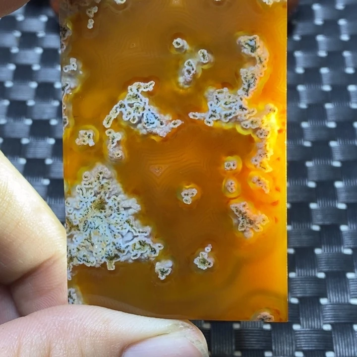 玛瑙/玉髓颈饰未镶嵌翟****心