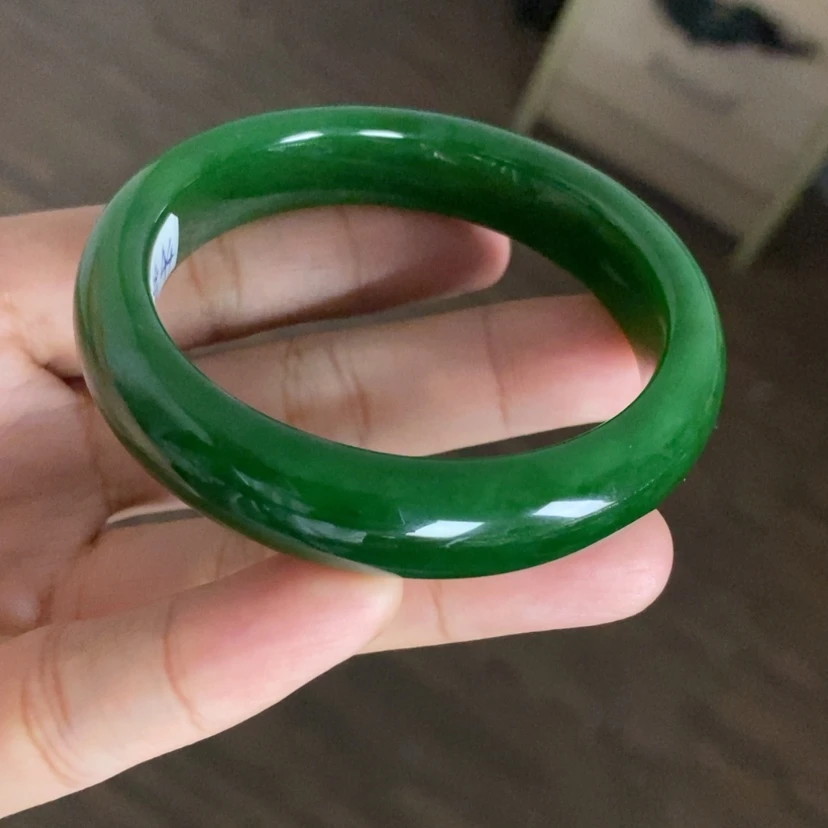 【闪购商品】未镶嵌手镯和田玉（碧玉）