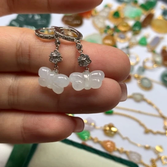 颈饰银S925镶嵌翡翠