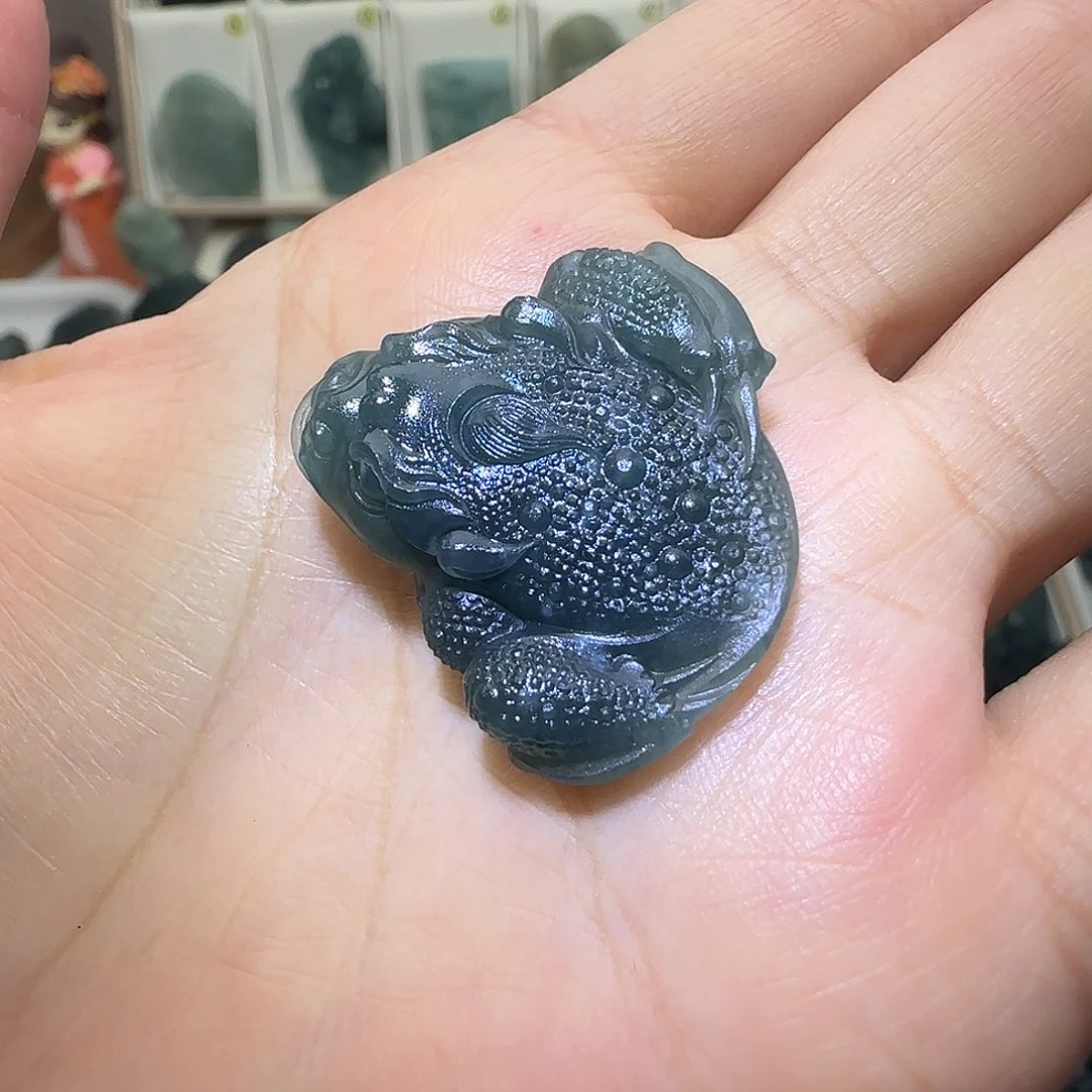 定制翡翠未镶嵌大威天龙翡翠定制