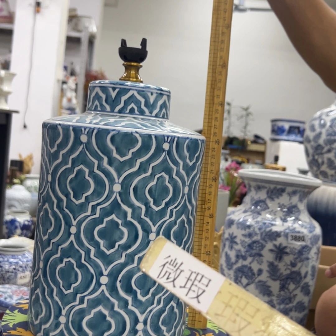 微瑕青花瓷器值得购买