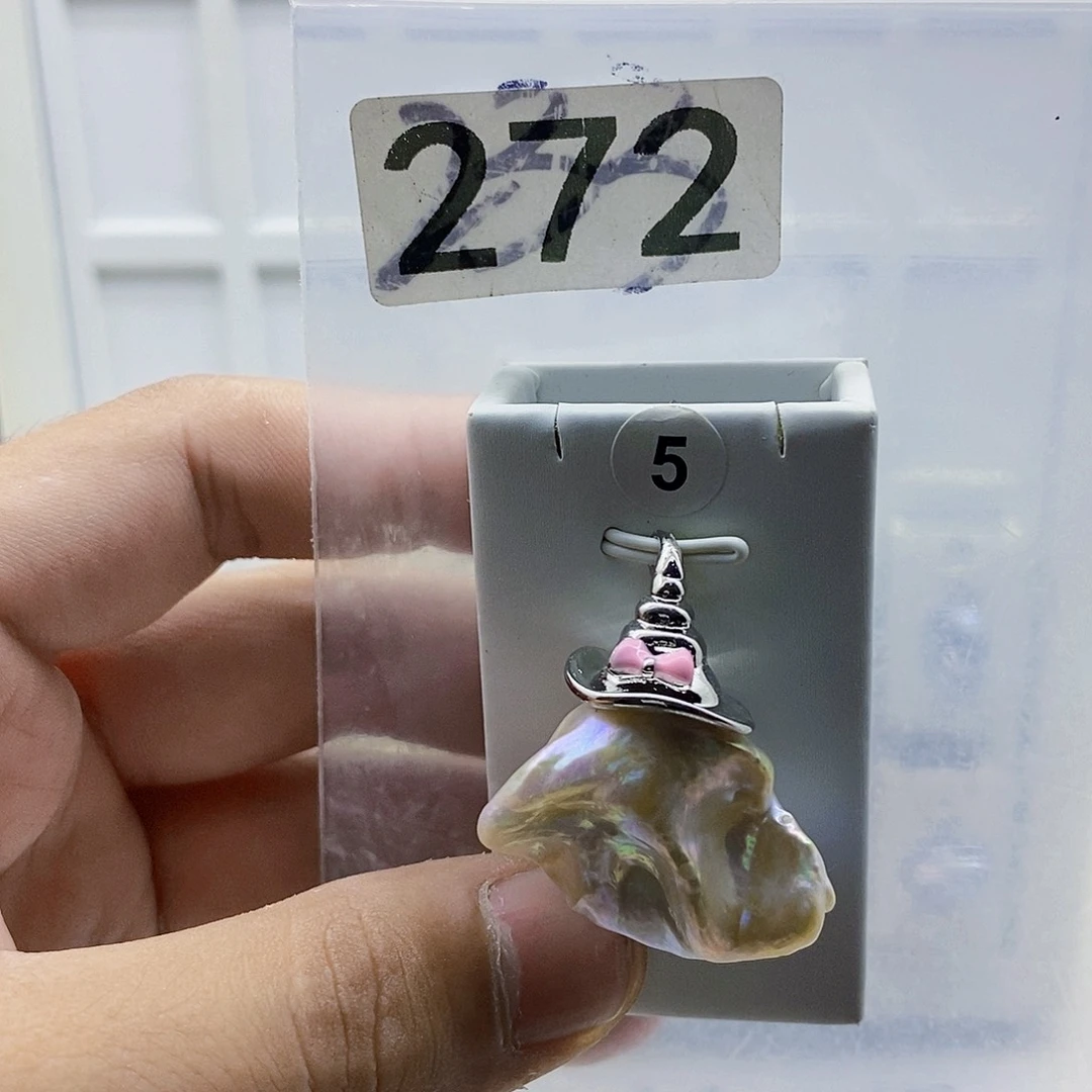淡水珍珠颈饰合金