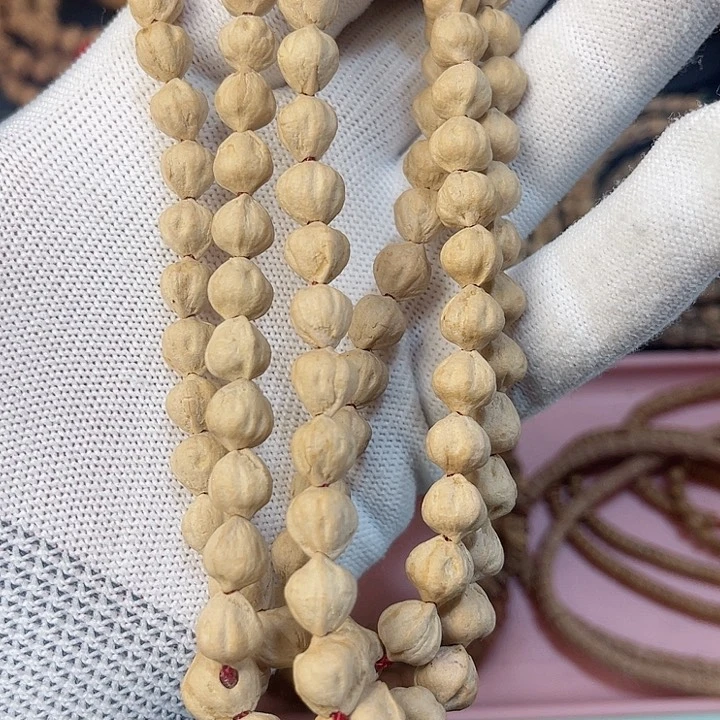 柏香籽/百香籽手串?