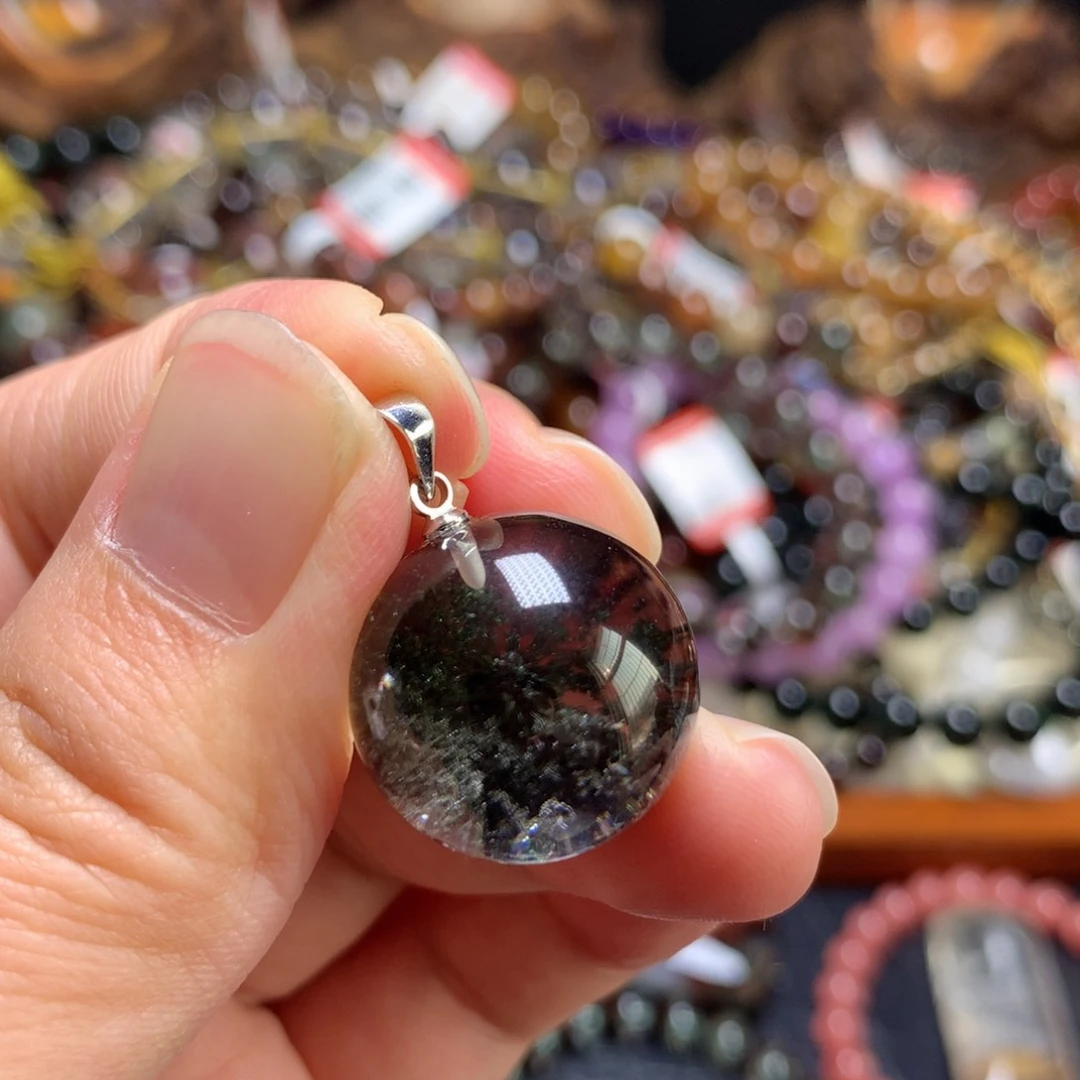 水晶吊坠(赠链)未镶嵌