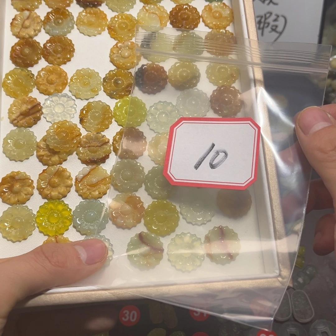 阿***道蛇纹石玉合金颈饰