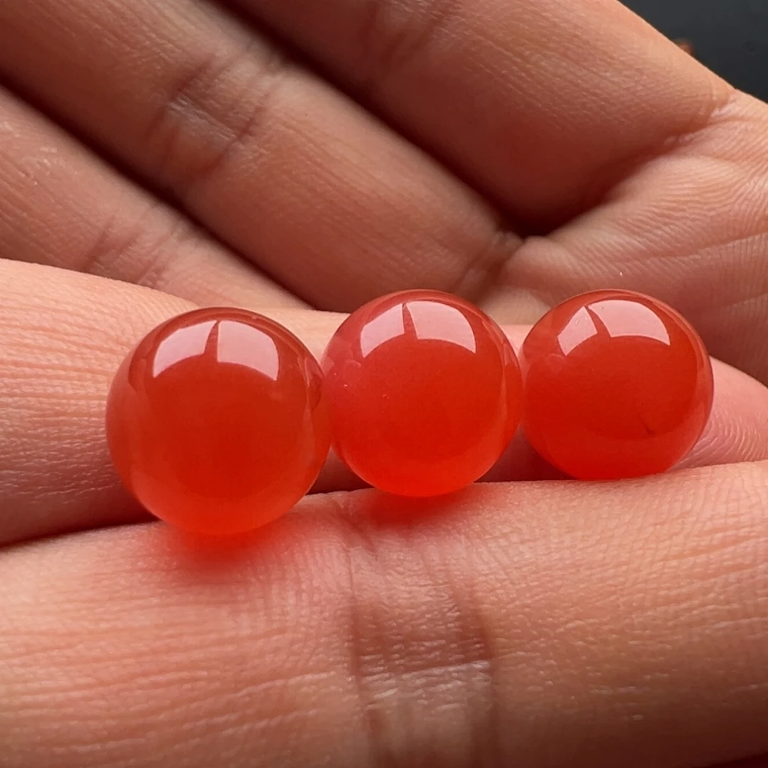 蓝***天南红玛瑙未镶嵌圆珠11.3