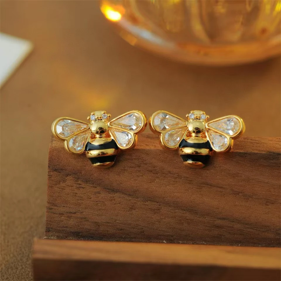 铜合金合成锆石耳饰 a039---时尚轻奢复古法式蜜蜂耳环