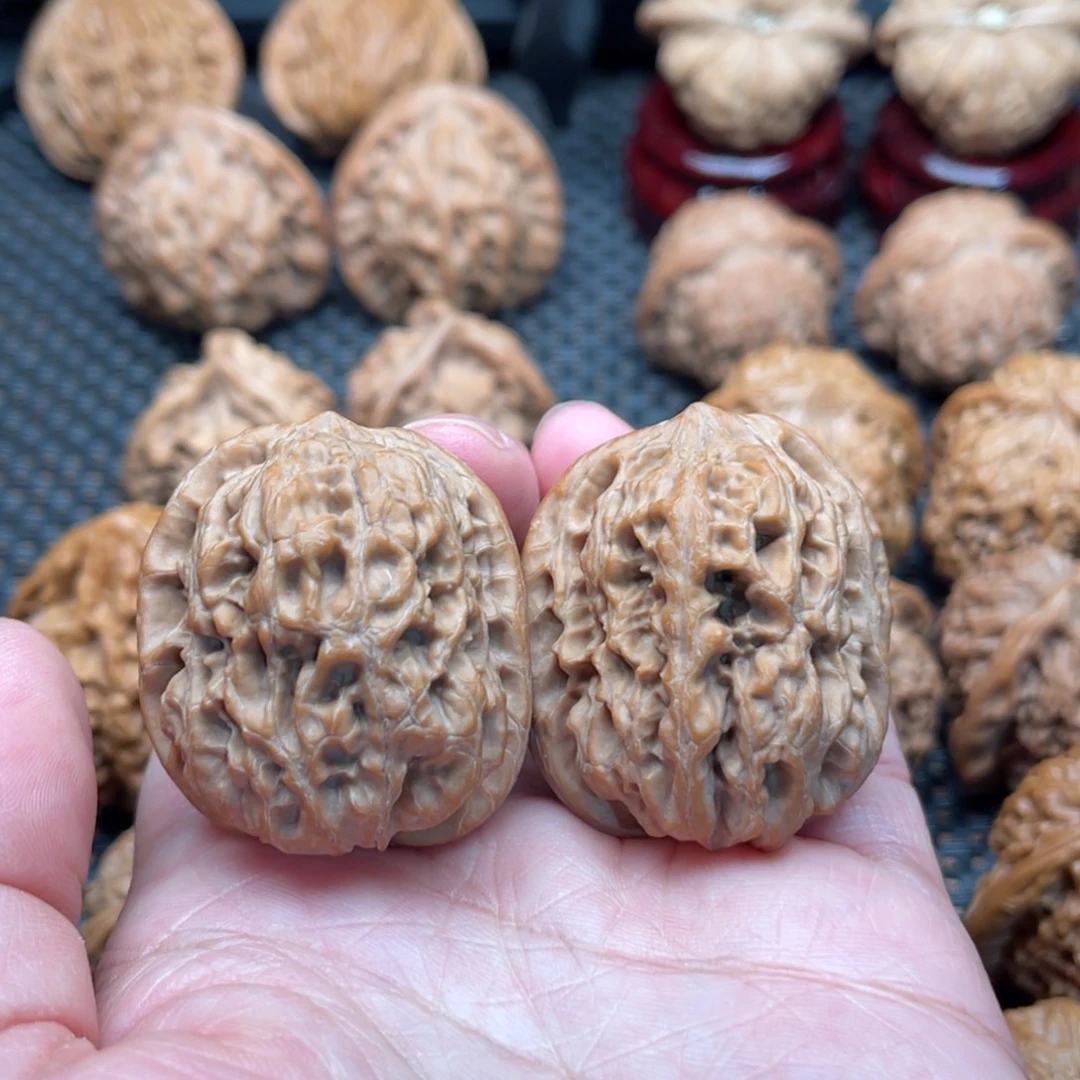 文玩核桃吊坠西北将军榜37尺