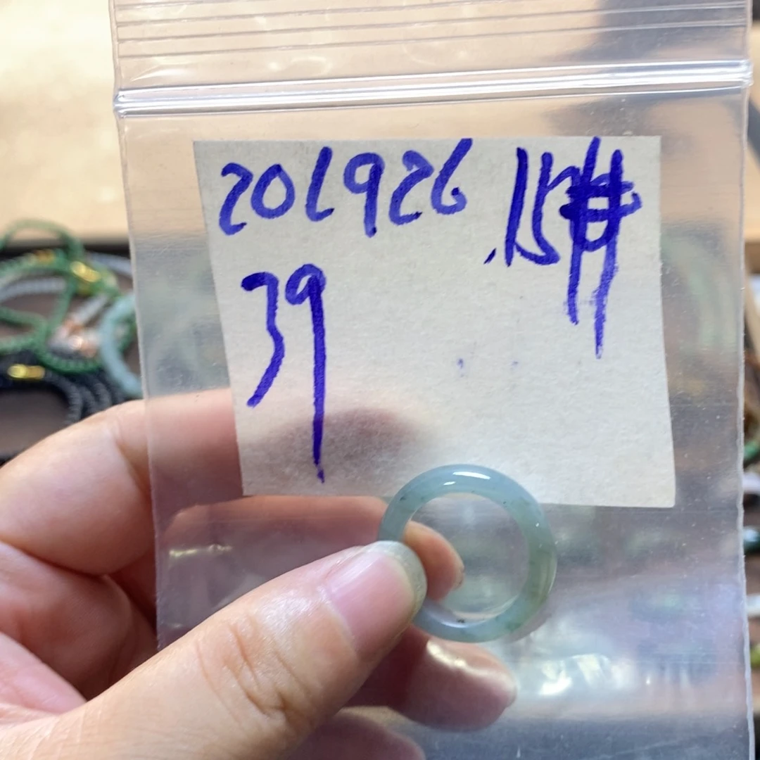 未镶嵌定制翡翠翡翠