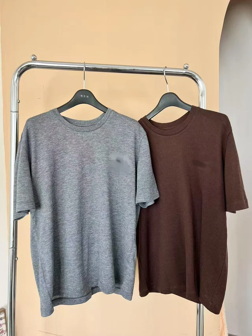 闪闪兒 jian*g na*n  透气Logo纯色烫钻商务T恤14002