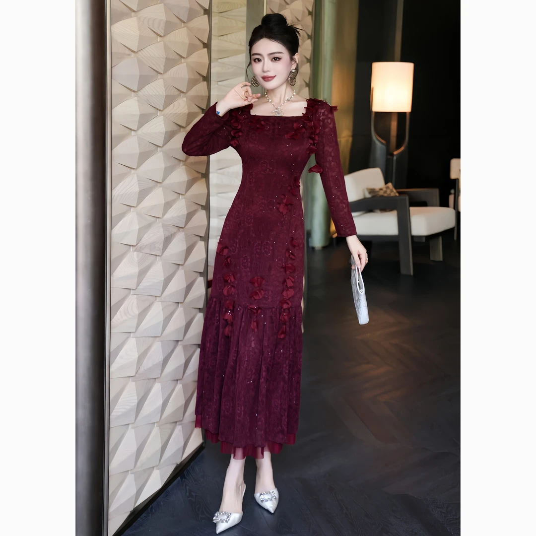 ZEROYK高级感连衣裙秋季新款法式轻奢蕾丝菊蕊吊珠花瓣高定礼服裙