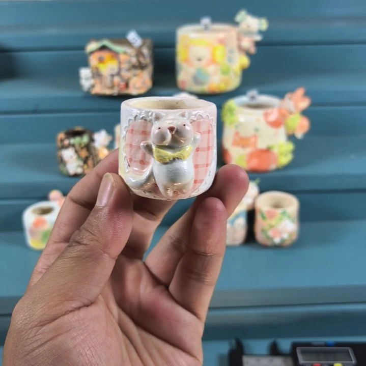粉格子小猫多肉拇指花盆