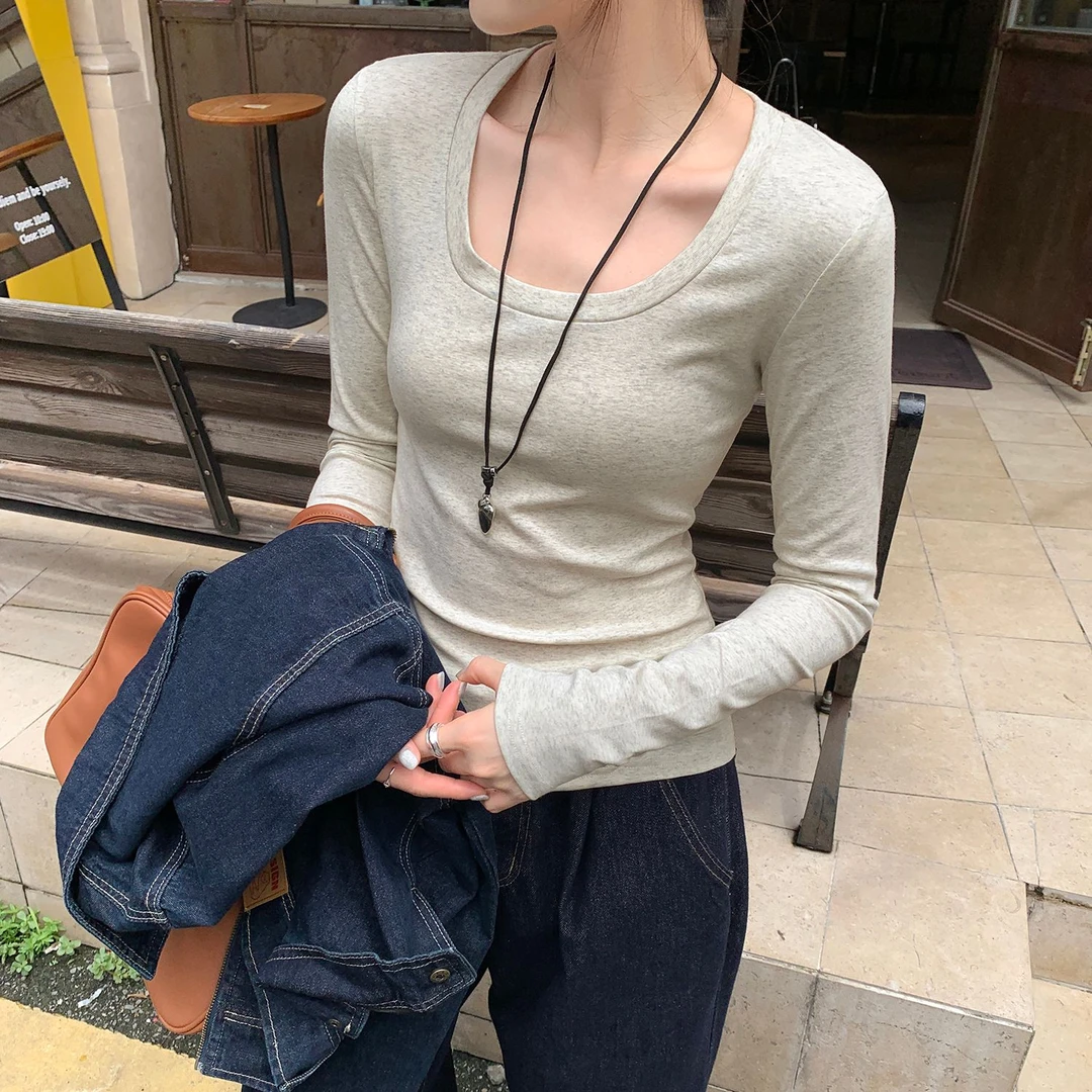 U领长袖T恤女秋季2025新款修身显瘦内搭打底衫