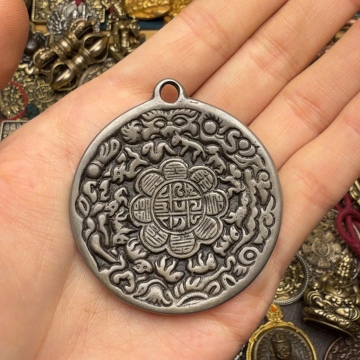 藏传文玩九宫如图