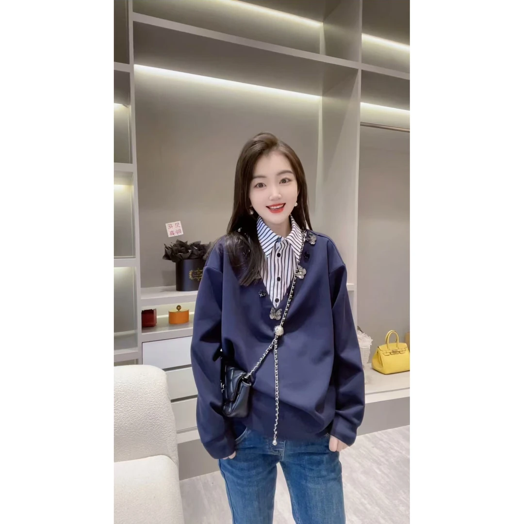 《CHUN》蝴蝶条纹领卫衣