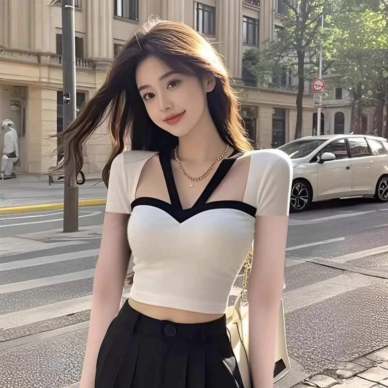 夏季新款设计感网红洋气炸街女装辣妹纯欲风挂脖短袖t恤撞色上衣