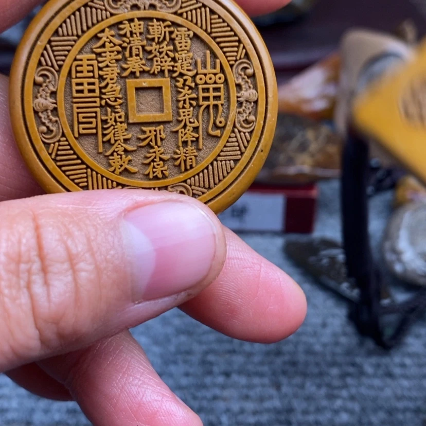 【闪购商品】原石雕刻手把件