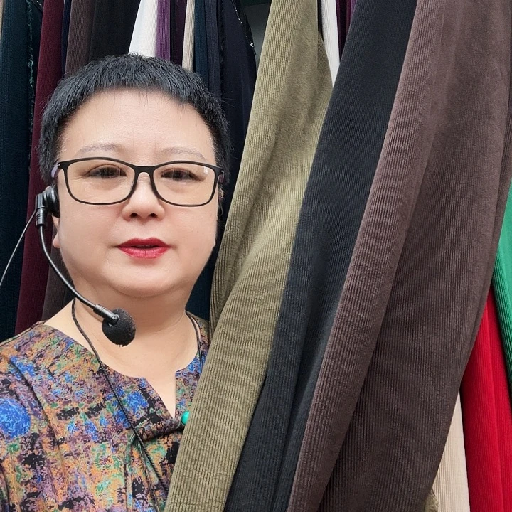 拼***T小精编黑色卡色茶绿色各1.1米