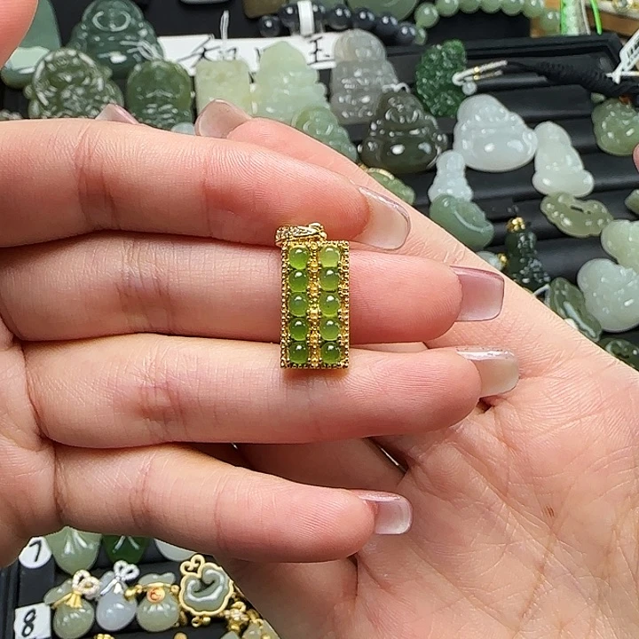 颈饰银S925镶嵌和田玉