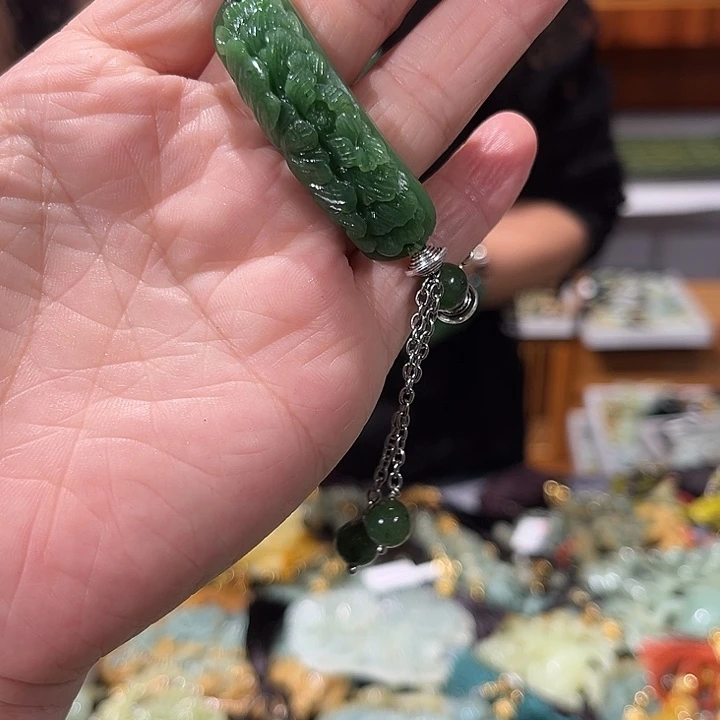 未镶嵌岫玉毛衣链