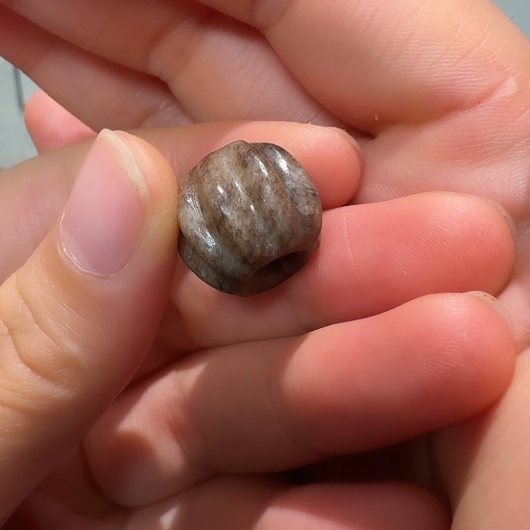 夹***存和田玉未镶嵌挂件