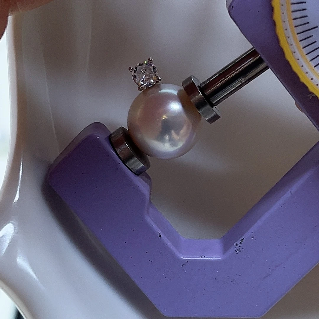 颈饰银S925镶嵌淡水珍珠