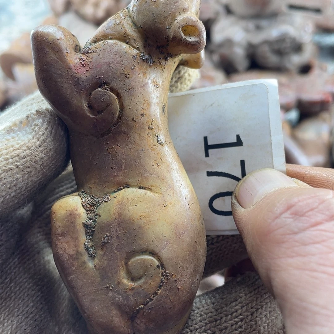 和田玉（糖玉）未镶嵌挂件