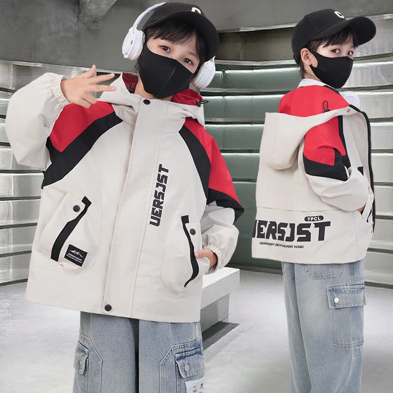 三防冲锋衣男童外套春秋款2025新款儿童风衣中大童男孩上衣洋气潮