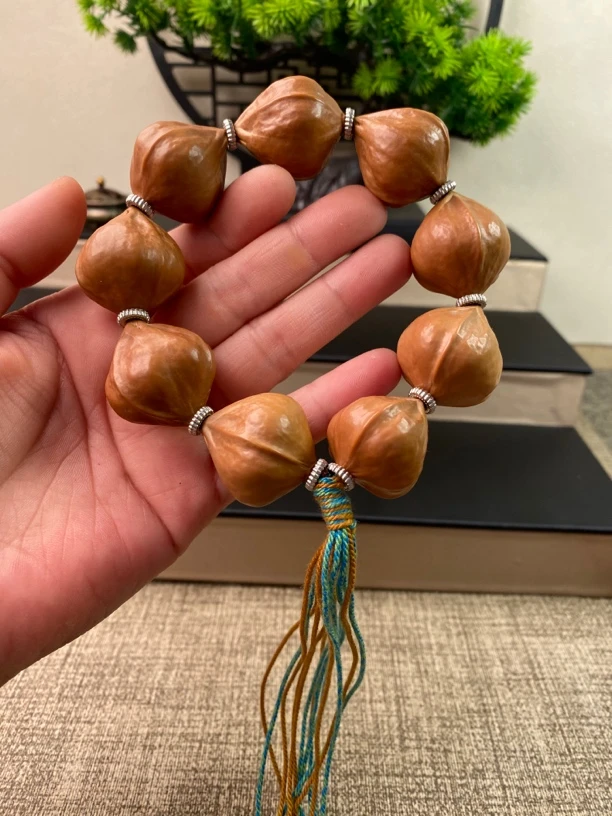 橄榄核2.7蒜头原皮手串