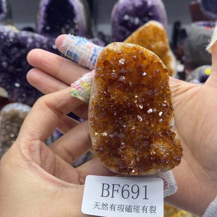 水晶未镶嵌大型摆件（非配饰）