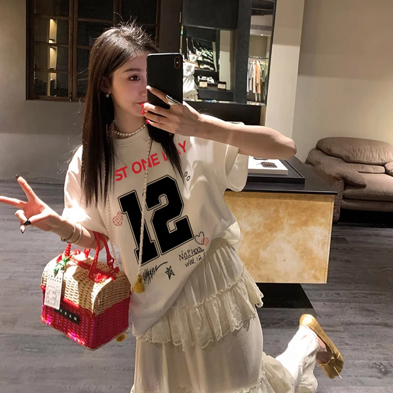 港风ins字母印花潮牌百搭t恤上衣洋气女装纯棉短袖情侣装打底衫