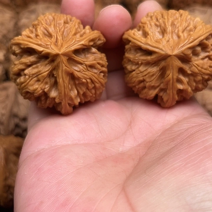 吊坠文玩核桃你们都在