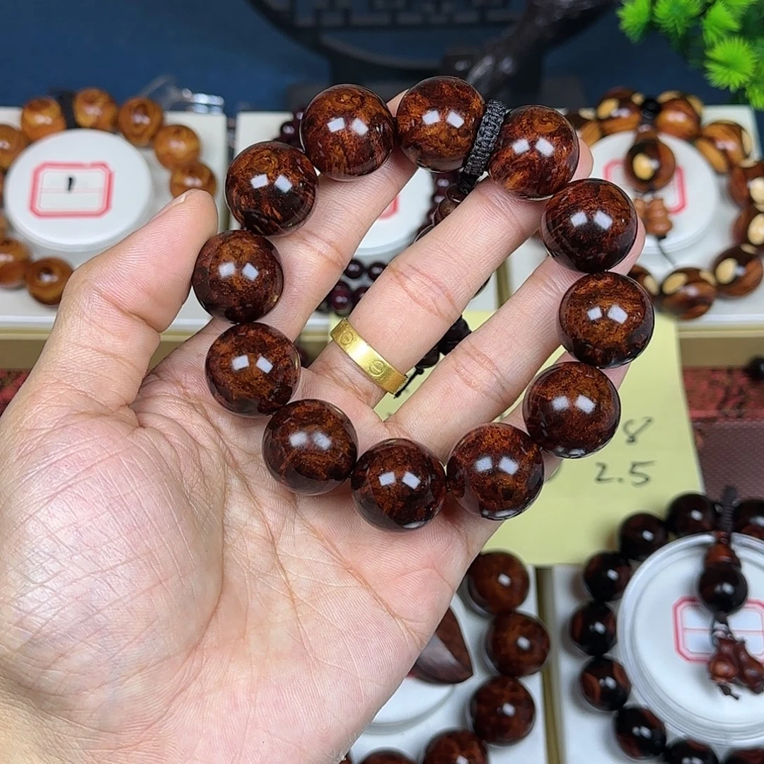 布***斯花梨木类黄花梨2.0