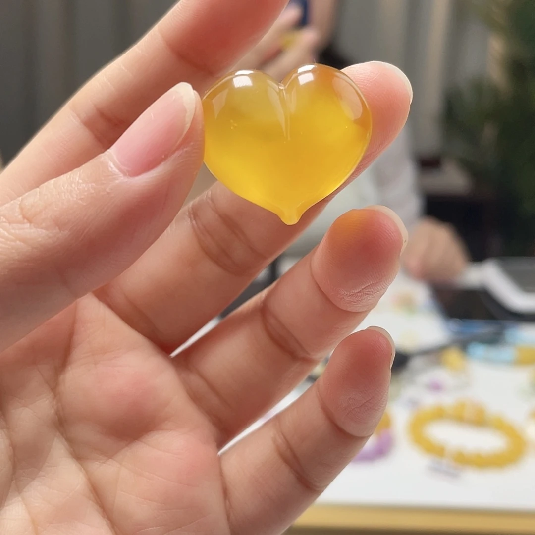 未镶嵌蜜蜡裸石蜜蜡吊坠