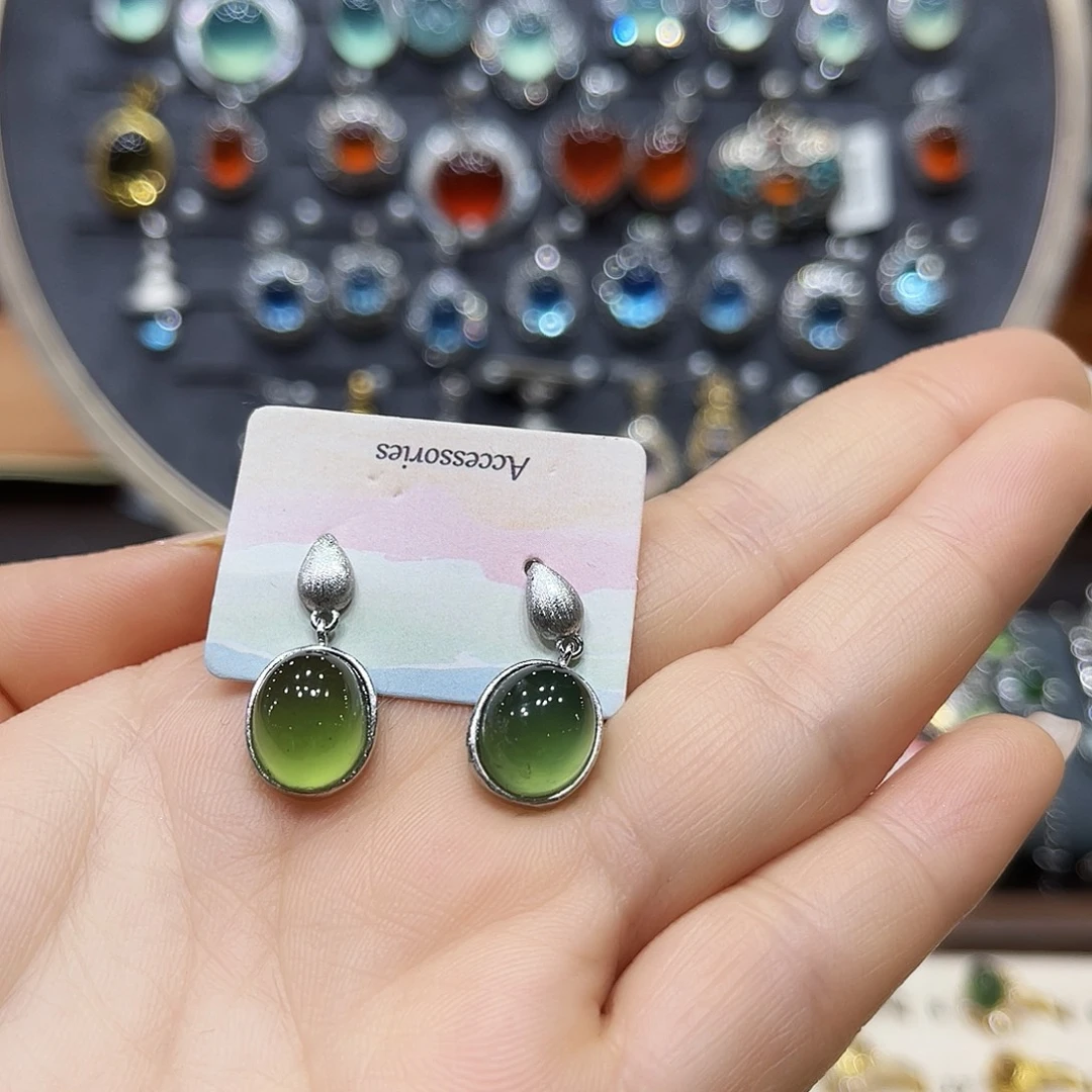 u***西蛇纹石玉银S925镶嵌耳钉