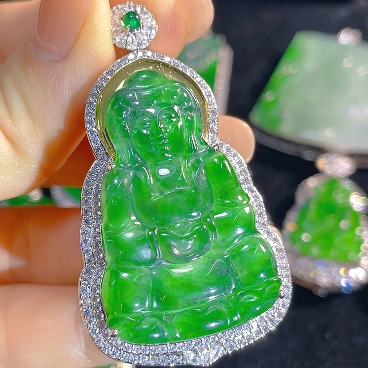 翡翠未镶嵌颈饰翡翠