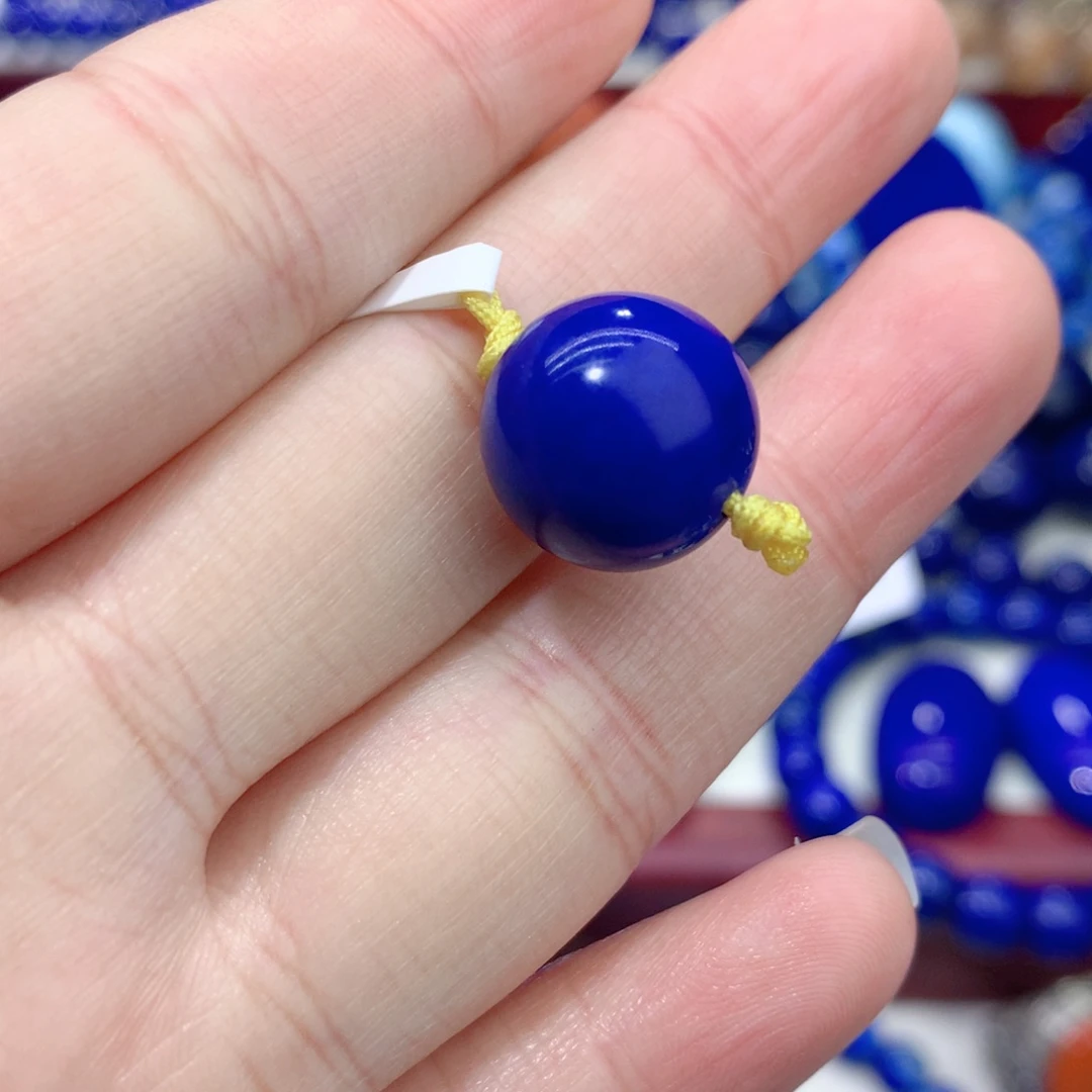 青金石未镶嵌13.8m单珠挂件