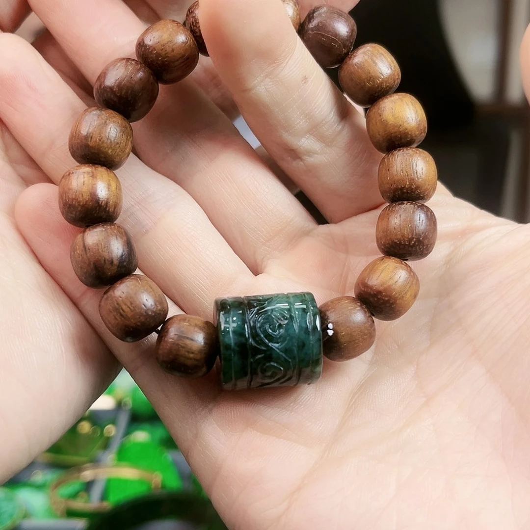 翡翠颈饰未镶嵌手链