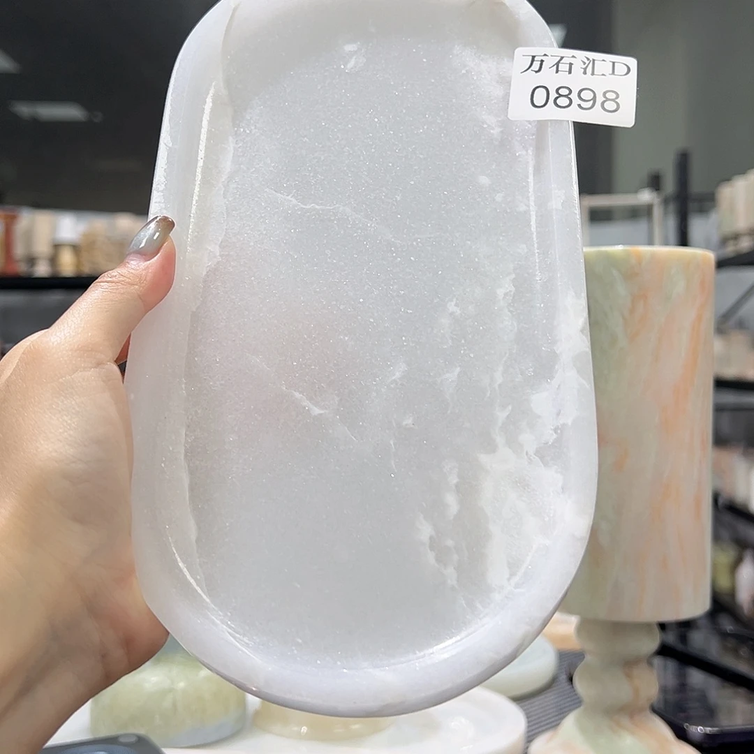 鸦***人石材0898白玉赛道