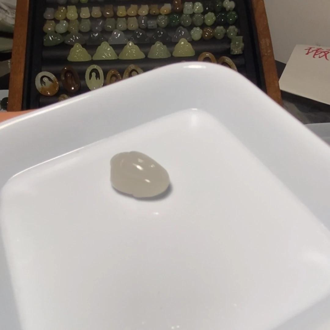 和田玉未镶嵌手链瑕疵品有棉