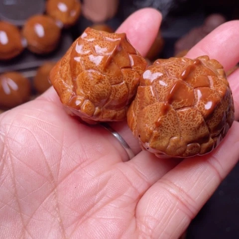 【闪购商品】手串/手链橄榄核33龙脊富甲手球