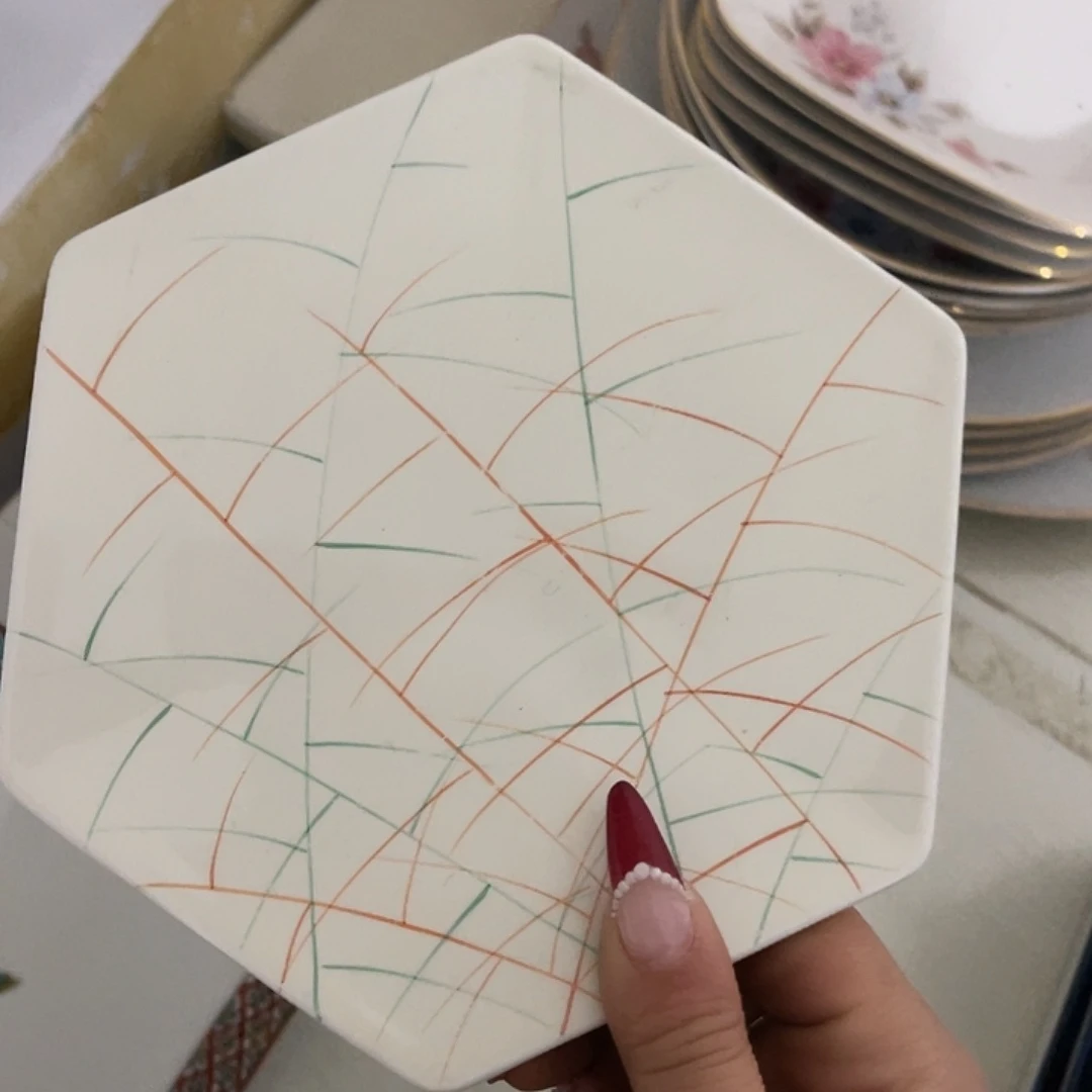 瓷片K****。嗯！羽毛球等多种赛段为载体