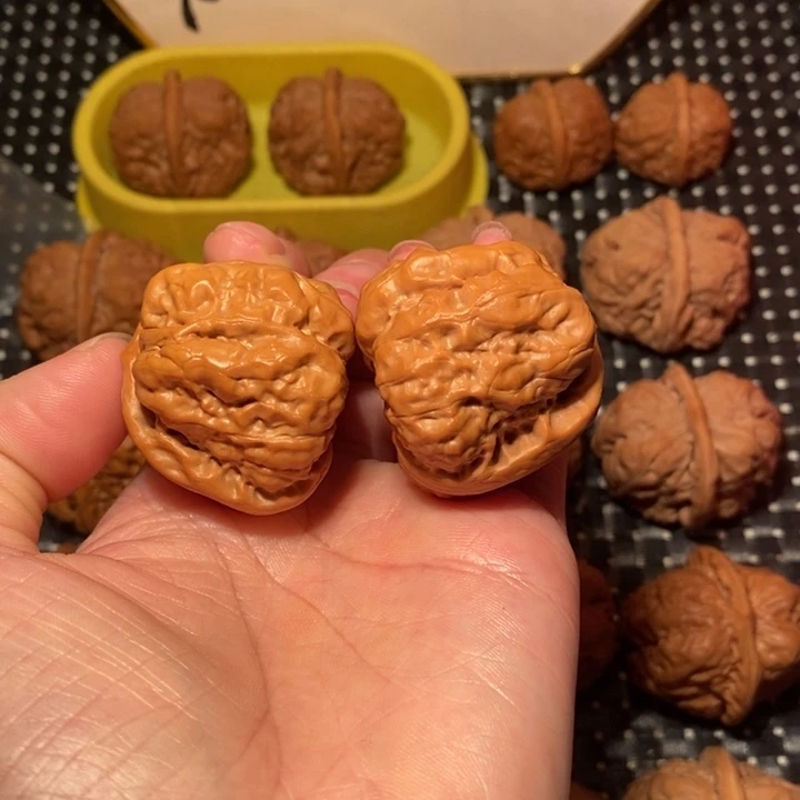 文玩核桃把件大腿肌肉蛙