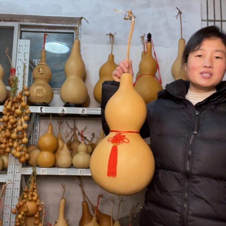 P***d天然植物葫芦文玩